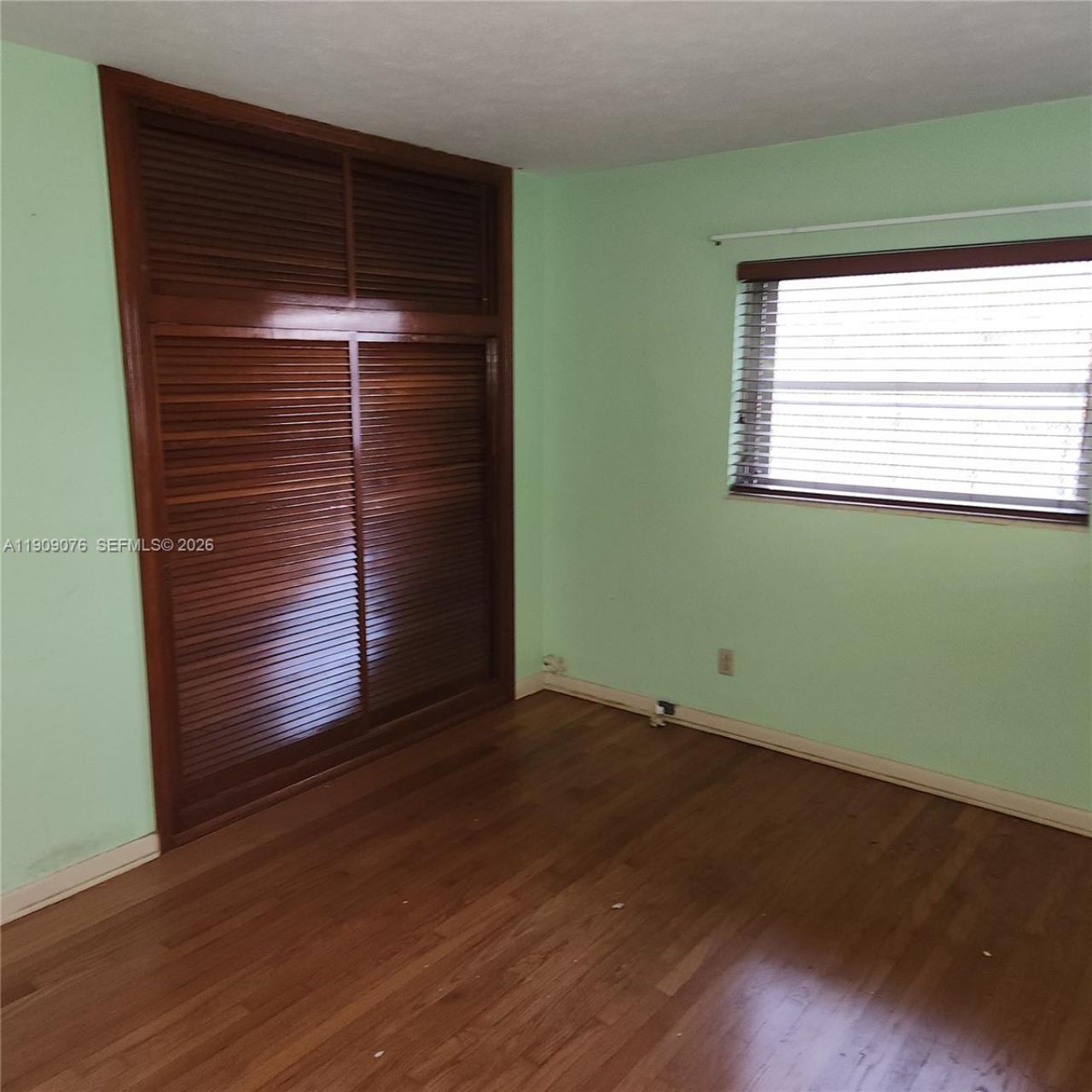 1547 W 10th St, Riviera Beach, FL 33404 Photo