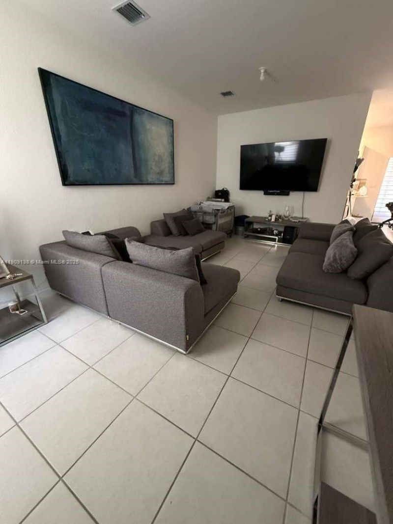 15929 SW 2nd Pl, Pembroke Pines, FL 33027 Photo