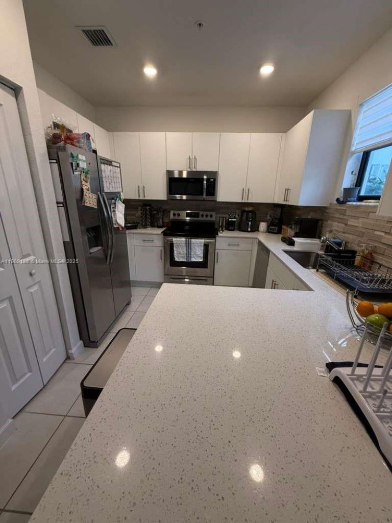 15929 SW 2nd Pl, Pembroke Pines, FL 33027 Photo