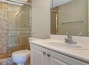 1455 N Treasure Dr, Unit 3R, North Bay Village, FL 33141 Photo
