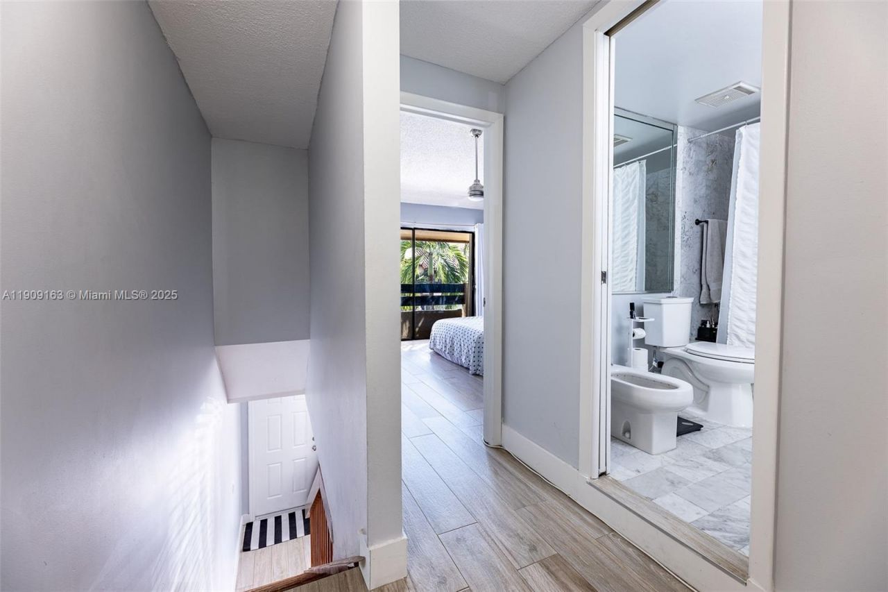 10037 SW 77th Ct, Miami, FL 33156 Photo