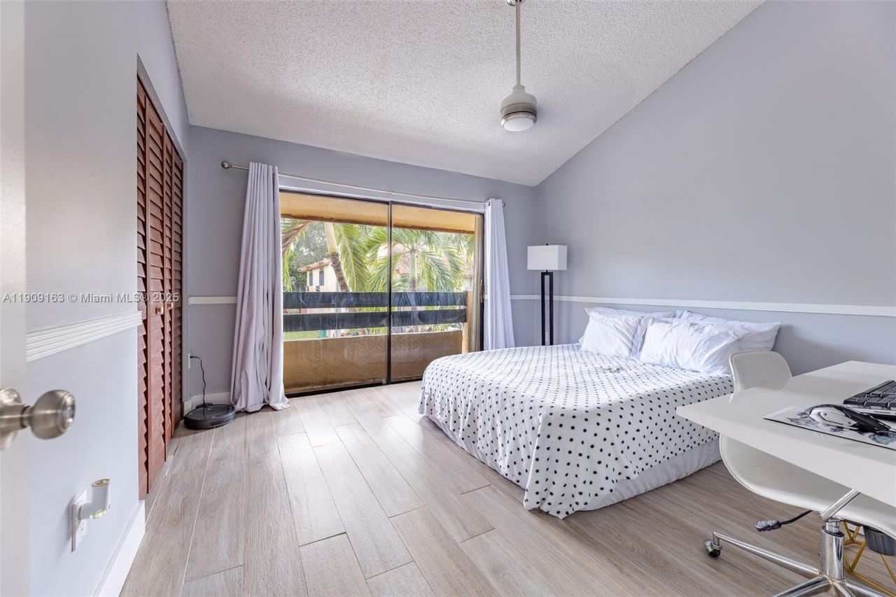 10037 SW 77th Ct, Miami, FL 33156 Photo