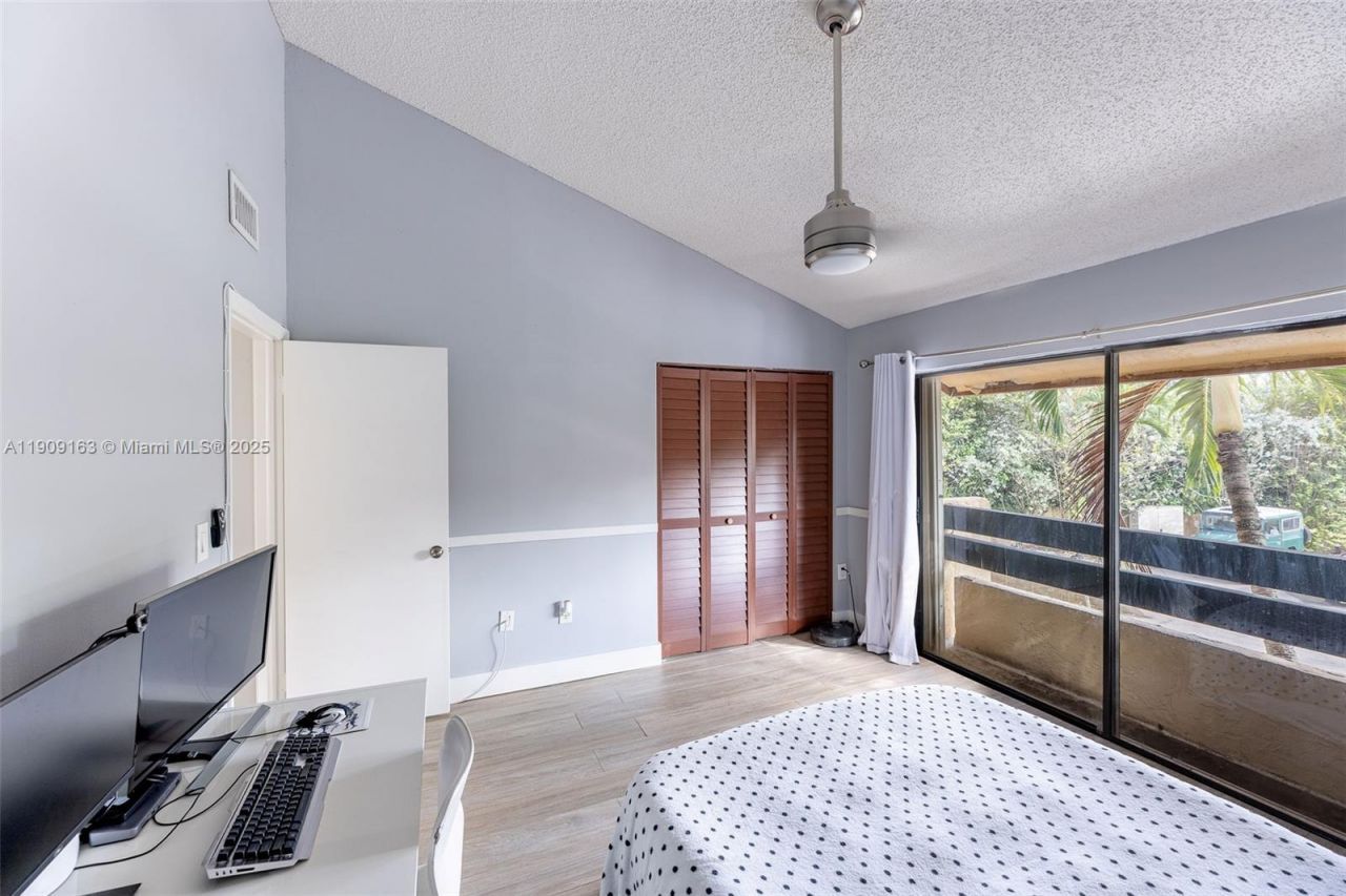 10037 SW 77th Ct, Miami, FL 33156 Photo