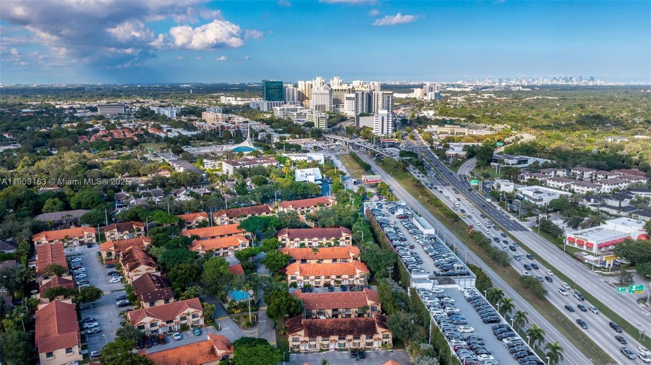 10037 SW 77th Ct, Miami, FL 33156 Photo