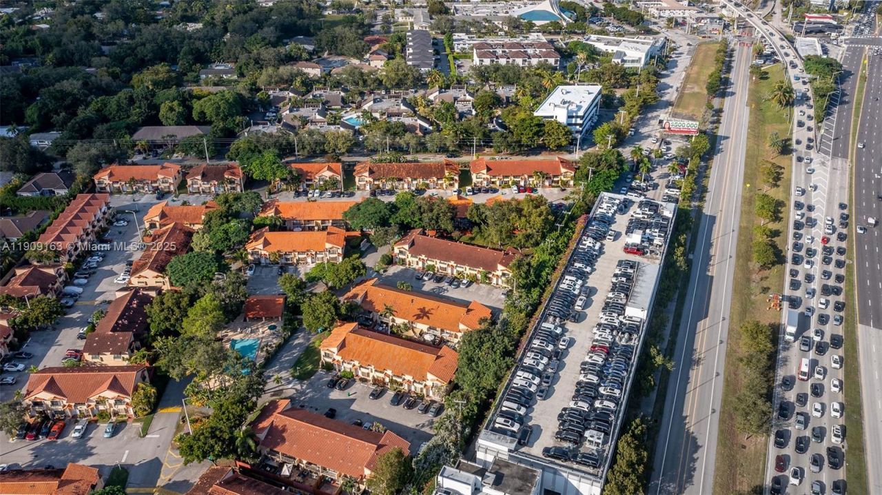 10037 SW 77th Ct, Miami, FL 33156 Photo