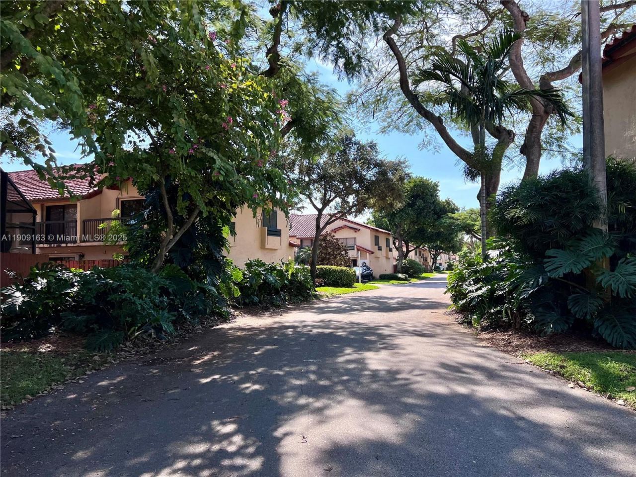 10037 SW 77th Ct, Miami, FL 33156 Photo