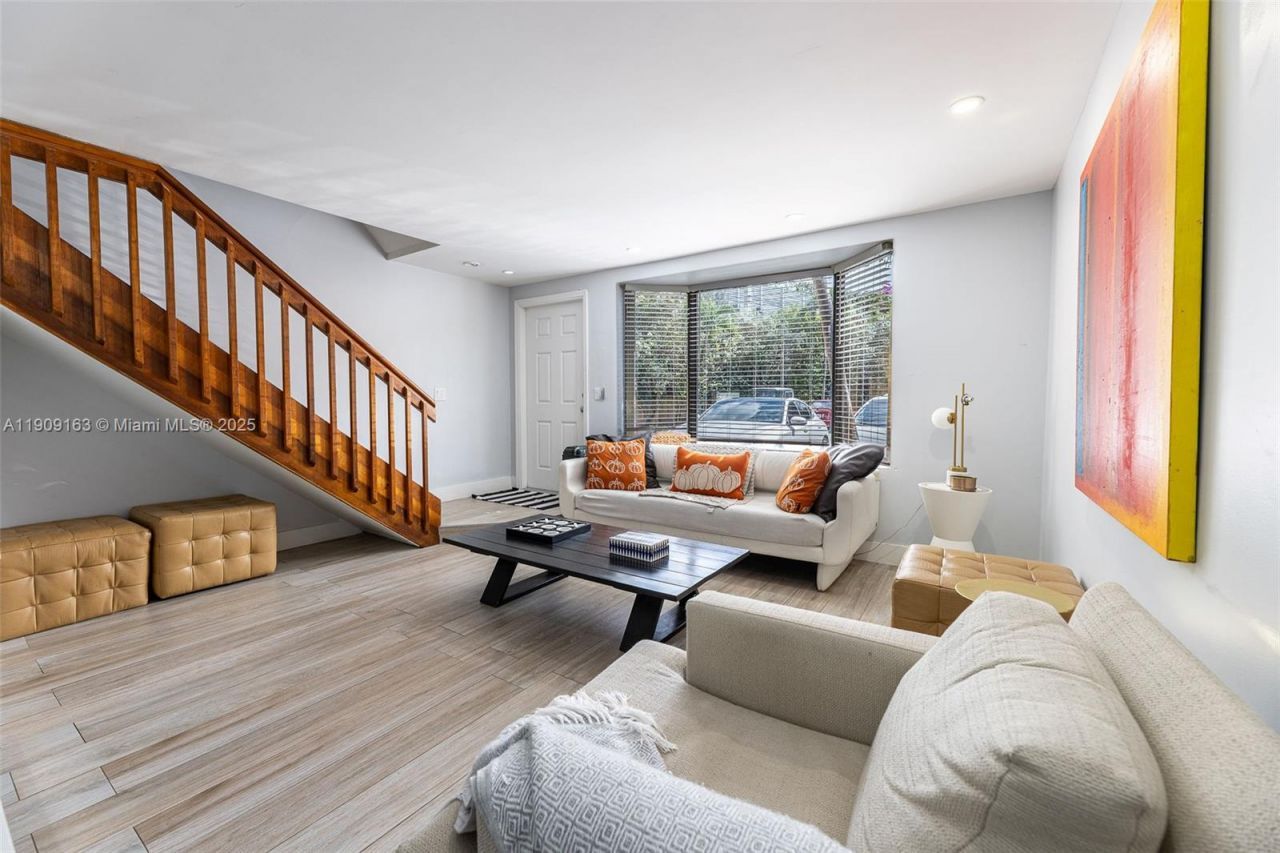 10037 SW 77th Ct, Miami, FL 33156 Photo