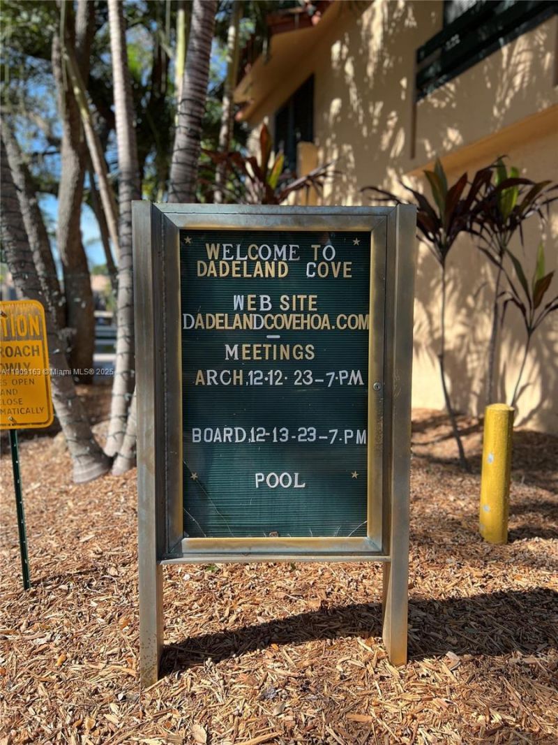 10037 SW 77th Ct, Miami, FL 33156 Photo