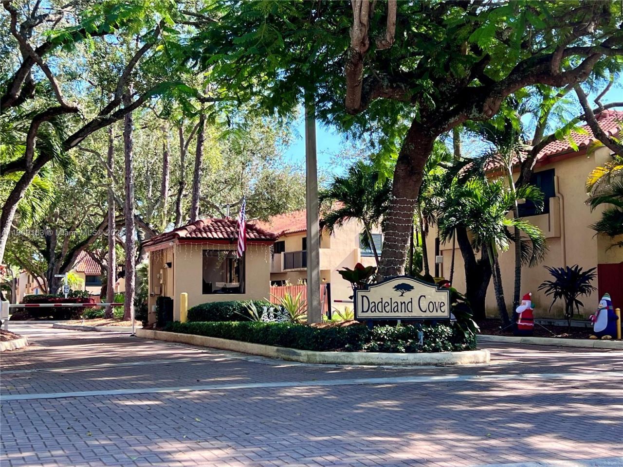 10037 SW 77th Ct, Miami, FL 33156 Photo