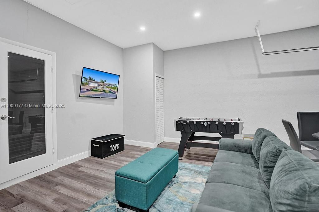 1109 SE 12th St, Deerfield Beach, FL 33441 Photo