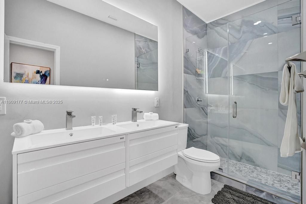 1109 SE 12th St, Deerfield Beach, FL 33441 Photo