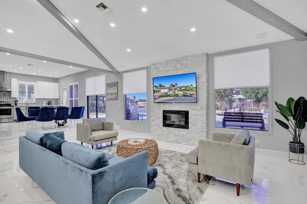 1109 SE 12th St, Deerfield Beach, FL 33441 Photo