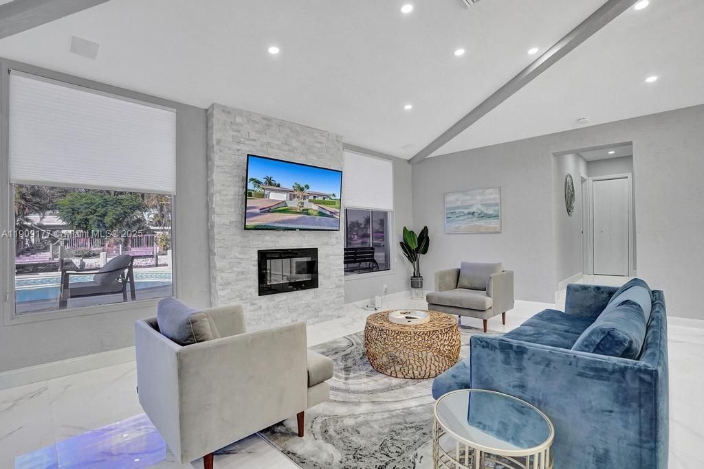 1109 SE 12th St, Deerfield Beach, FL 33441 Photo