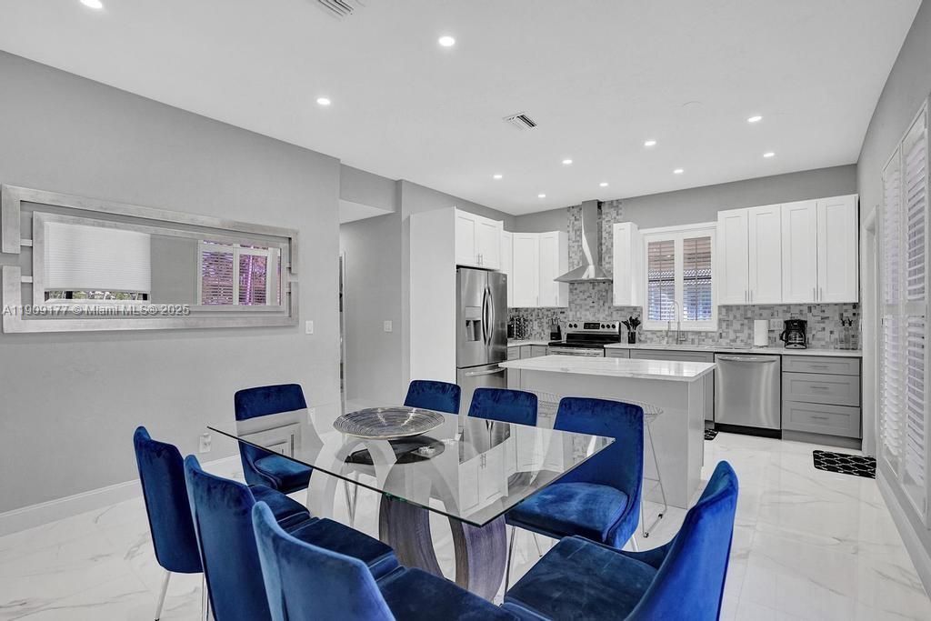 1109 SE 12th St, Deerfield Beach, FL 33441 Photo