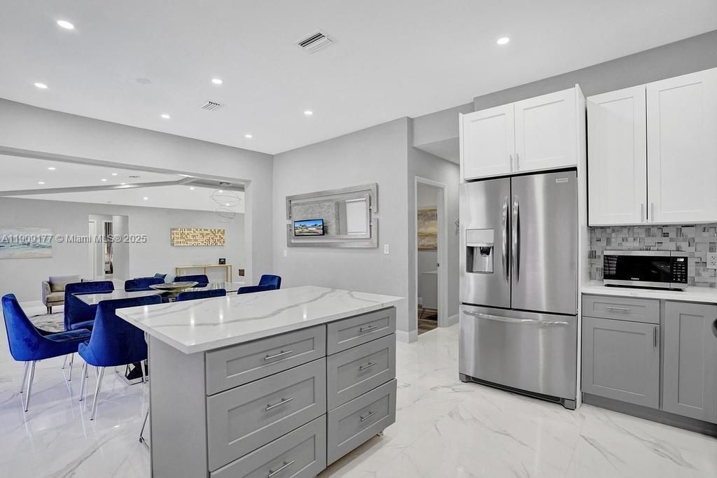 1109 SE 12th St, Deerfield Beach, FL 33441 Photo