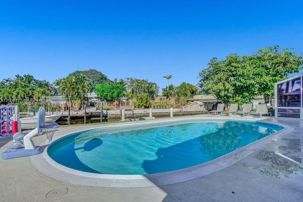 1109 SE 12th St, Deerfield Beach, FL 33441 Photo