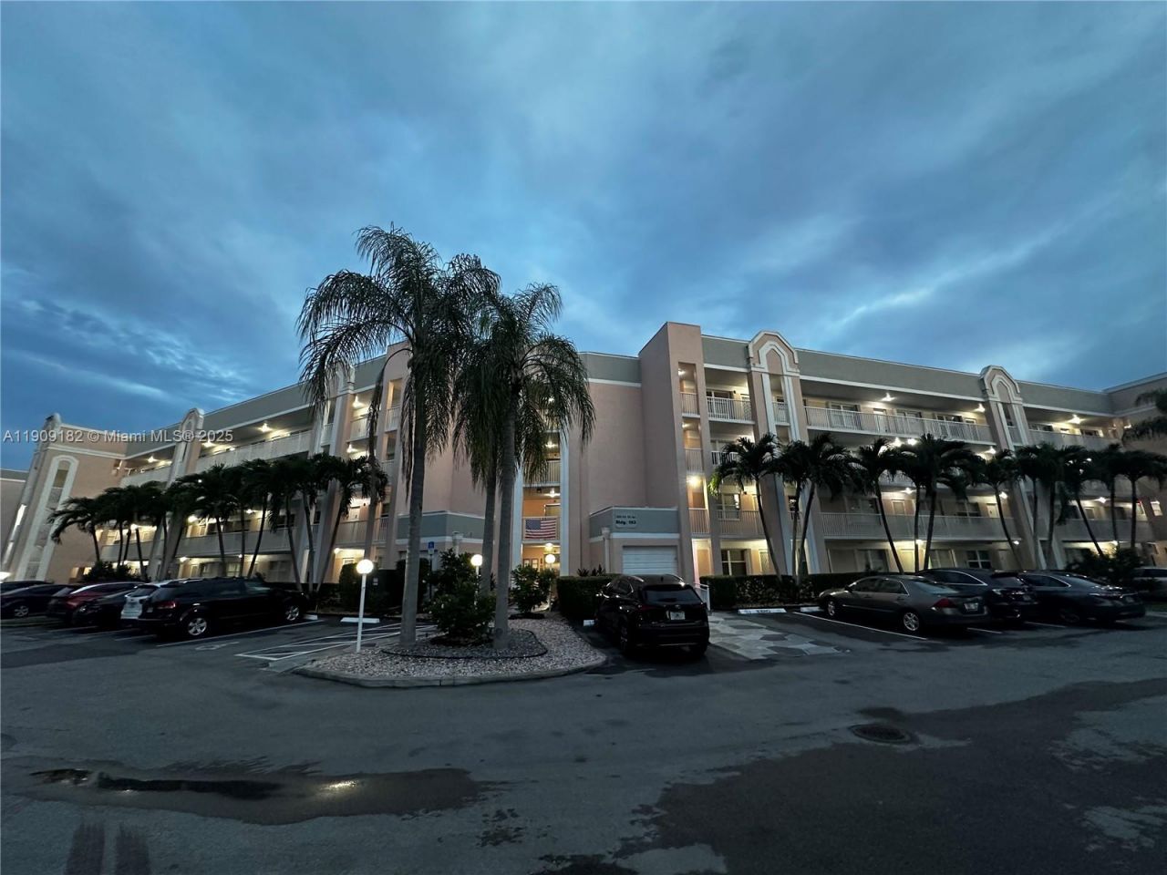 2560 NW 103rd Ave, Unit 402, Sunrise, FL 33322 Photo