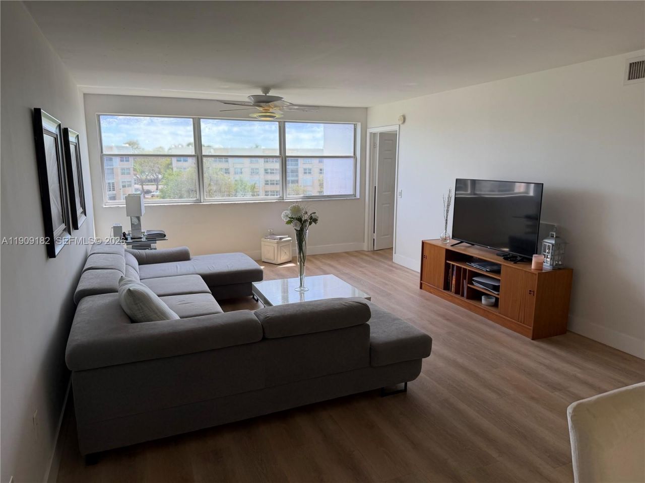 2560 NW 103rd Ave, Unit 402, Sunrise, FL 33322 Photo