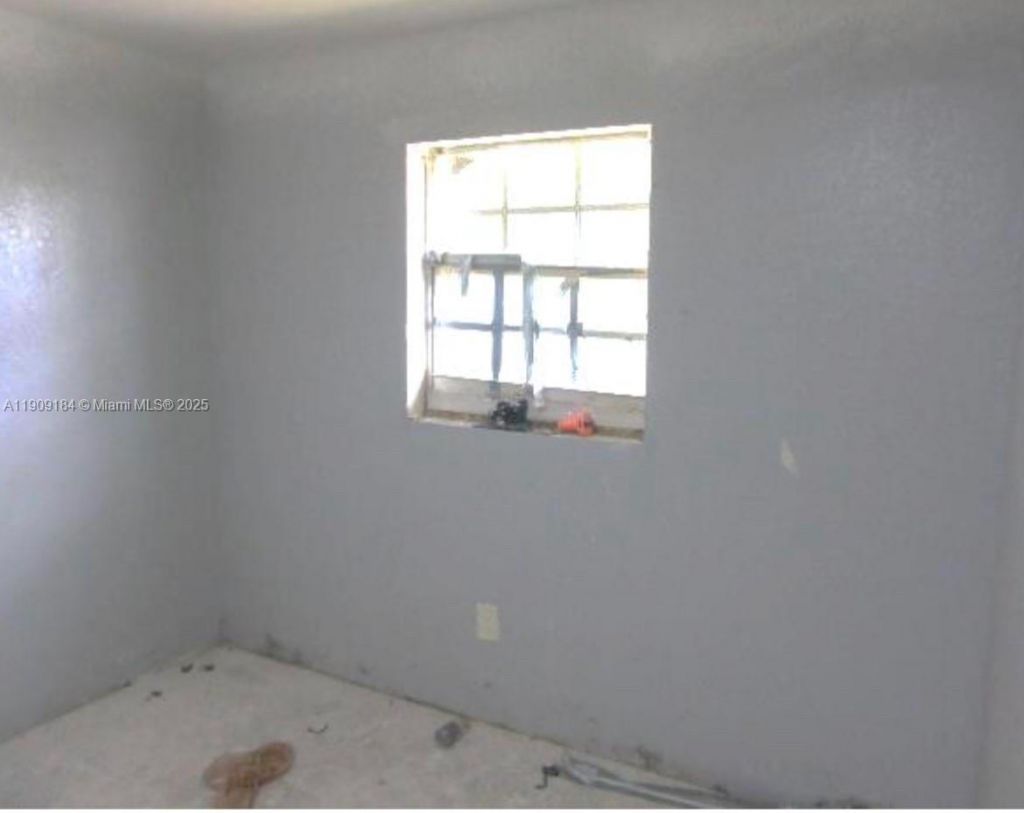 2800 NW 9th Pl, Fort Lauderdale, FL 33311 Photo