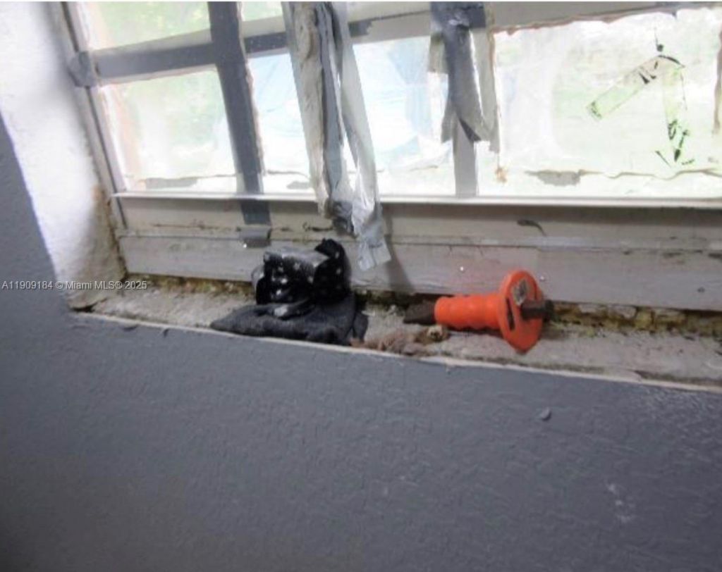 2800 NW 9th Pl, Fort Lauderdale, FL 33311 Photo