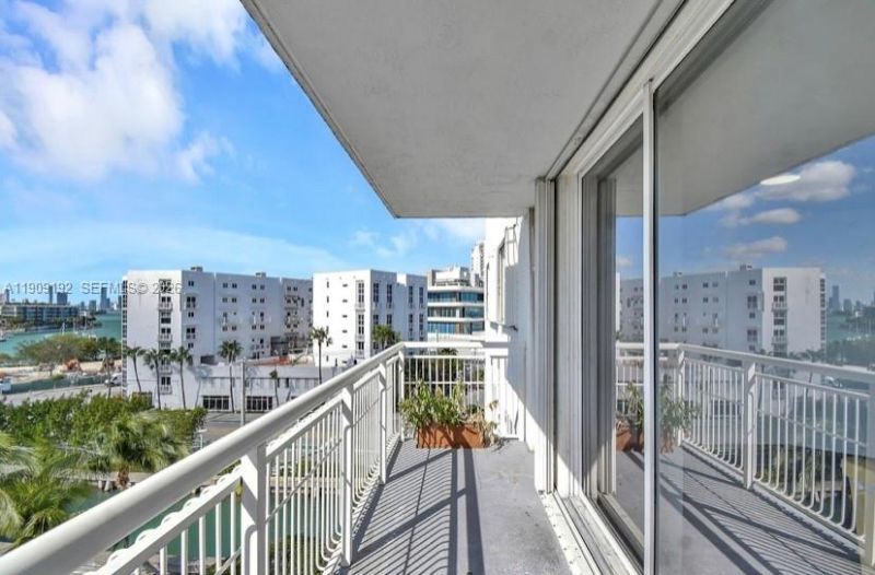 1688 West Ave, Unit 602, Miami Beach, FL 33139 Photo