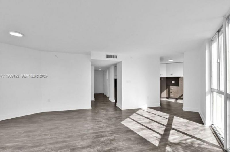 1688 West Ave, Unit 602, Miami Beach, FL 33139 Photo