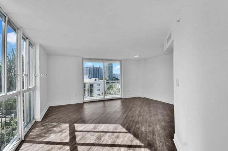 1688 West Ave, Unit 602, Miami Beach, FL 33139 Photo