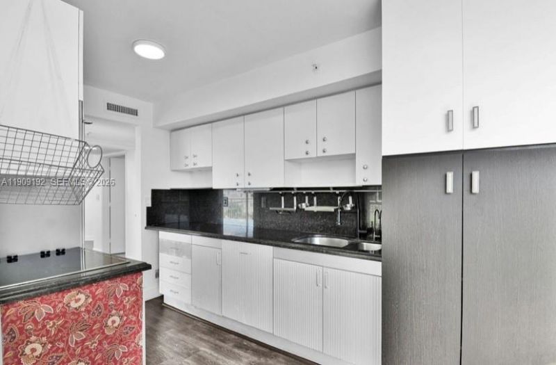 1688 West Ave, Unit 602, Miami Beach, FL 33139 Photo