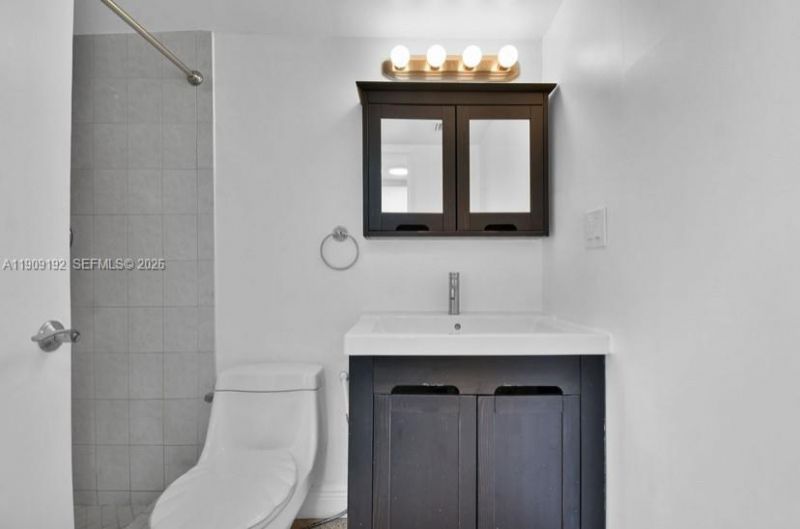 1688 West Ave, Unit 602, Miami Beach, FL 33139 Photo