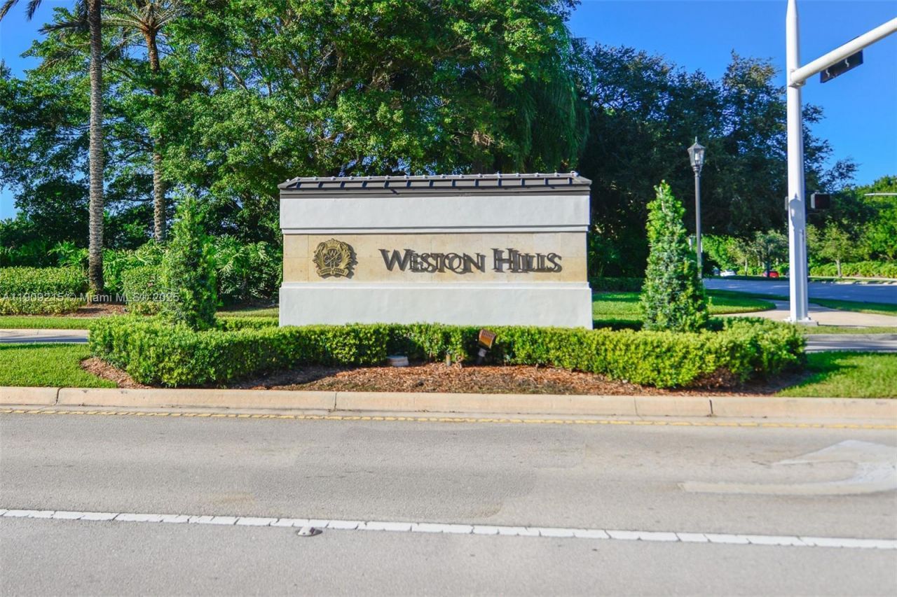 1868 Harbor View Cir, Weston, FL 33327 Photo