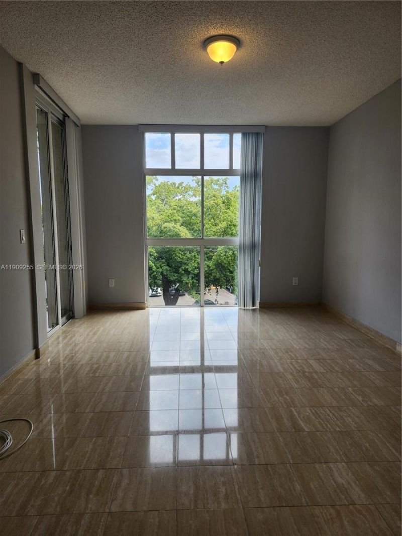 9805 NW 52nd St, Unit 312, Doral, FL 33178 Photo