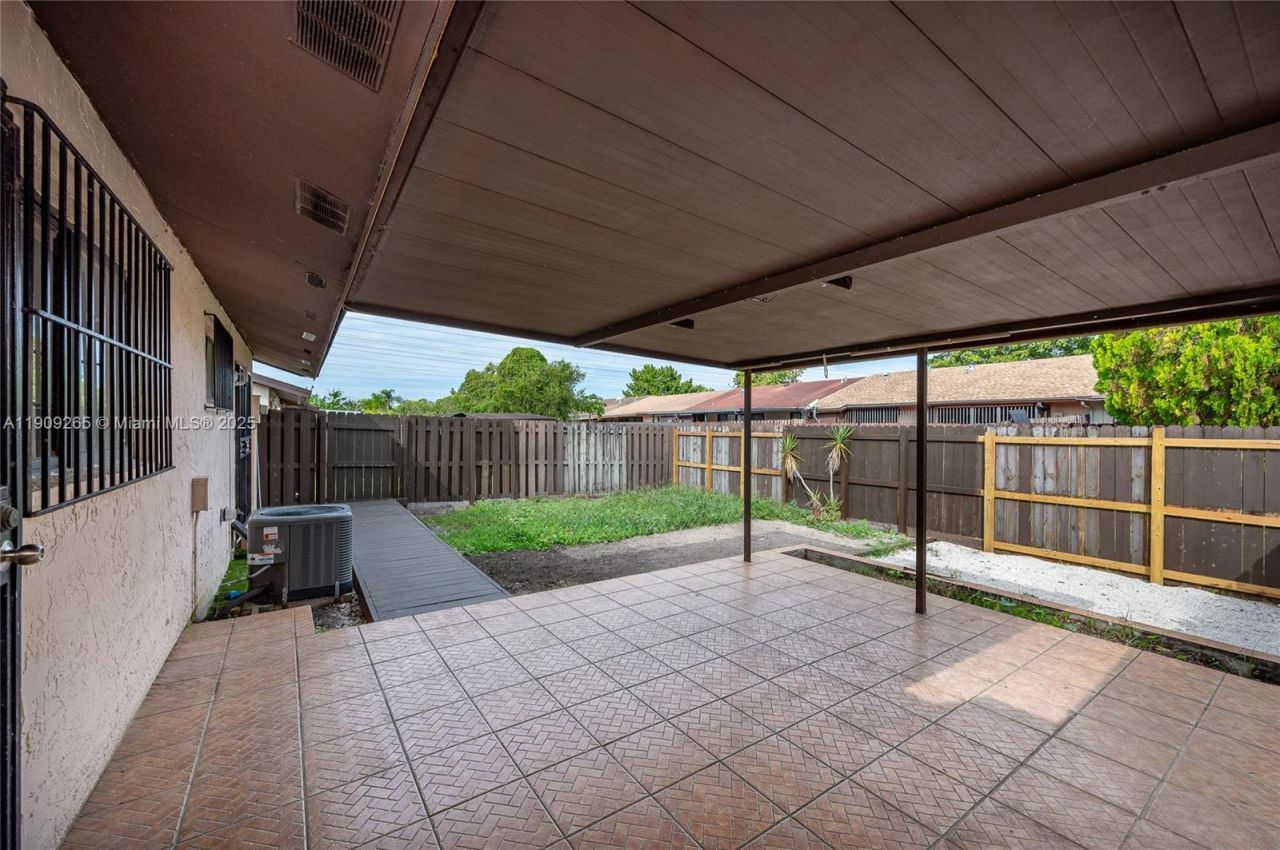 13579 SW 49th Ter, Miami, FL 33175 Photo