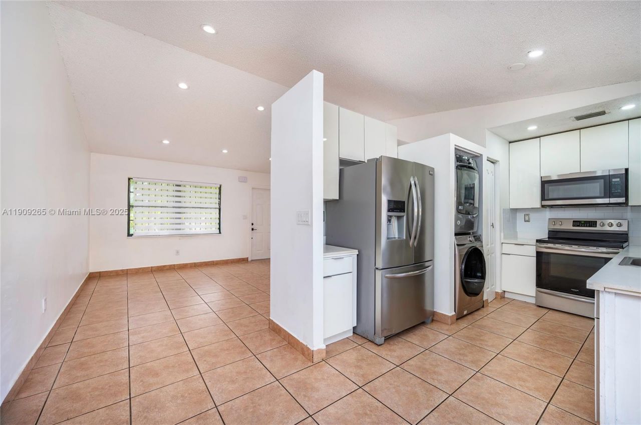 13579 SW 49th Ter, Miami, FL 33175 Photo