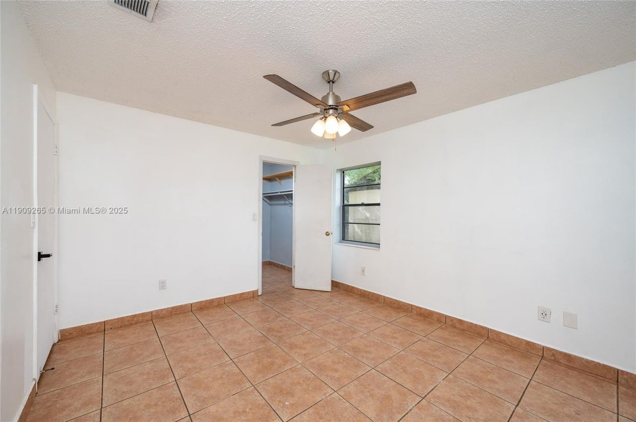 13579 SW 49th Ter, Miami, FL 33175 Photo