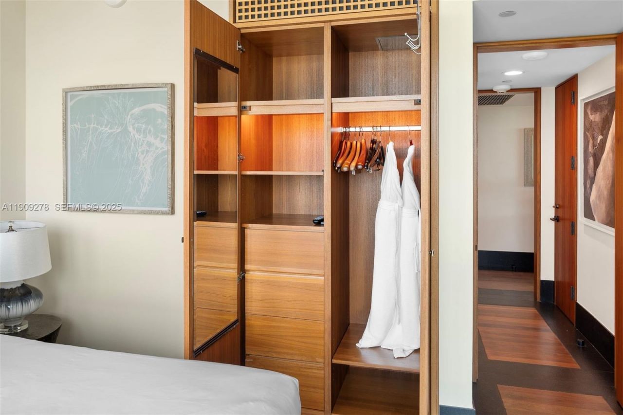 101 20th St, Unit 3202, Miami Beach, FL 33139 Photo