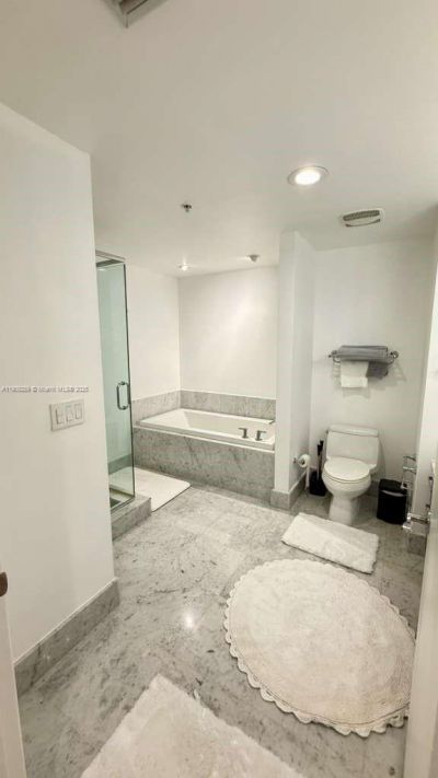 253 NE 2nd St, Unit 1901, Miami, FL 33132 Photo