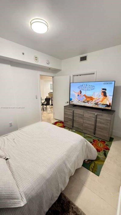 253 NE 2nd St, Unit 1901, Miami, FL 33132 Photo