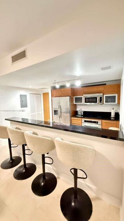 253 NE 2nd St, Unit 1901, Miami, FL 33132 Photo