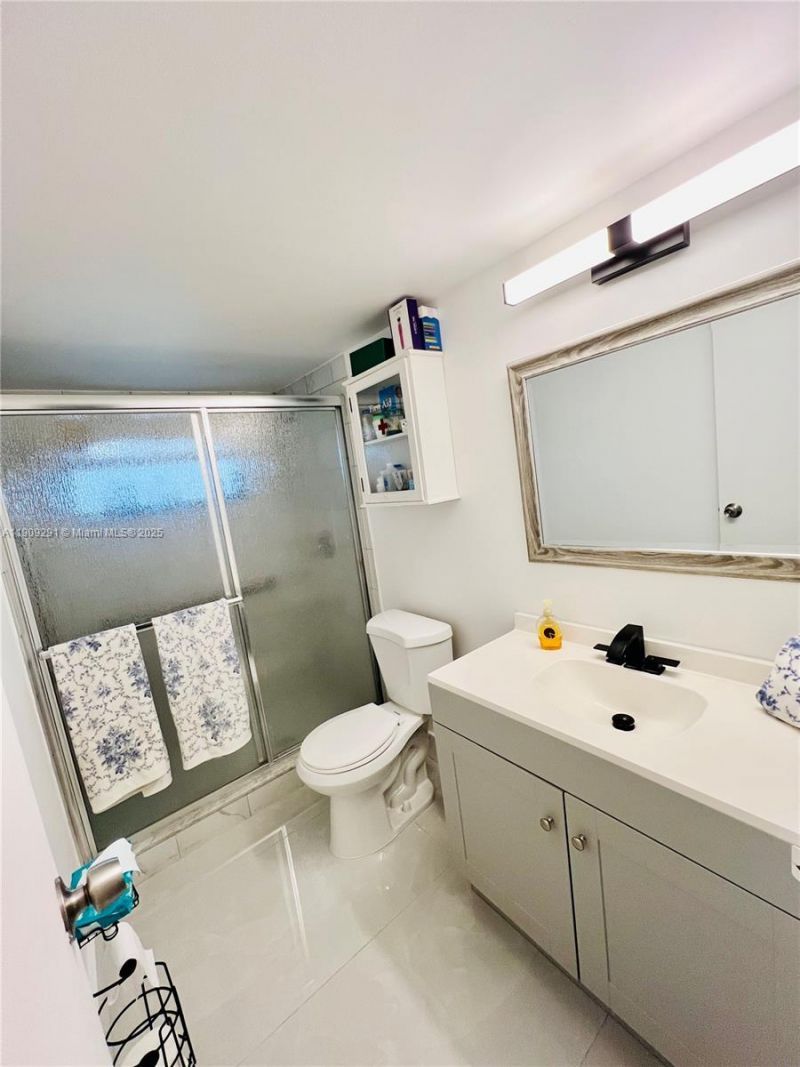 8380 Sands Point Blvd, Unit J109, Tamarac, FL 33321 Photo