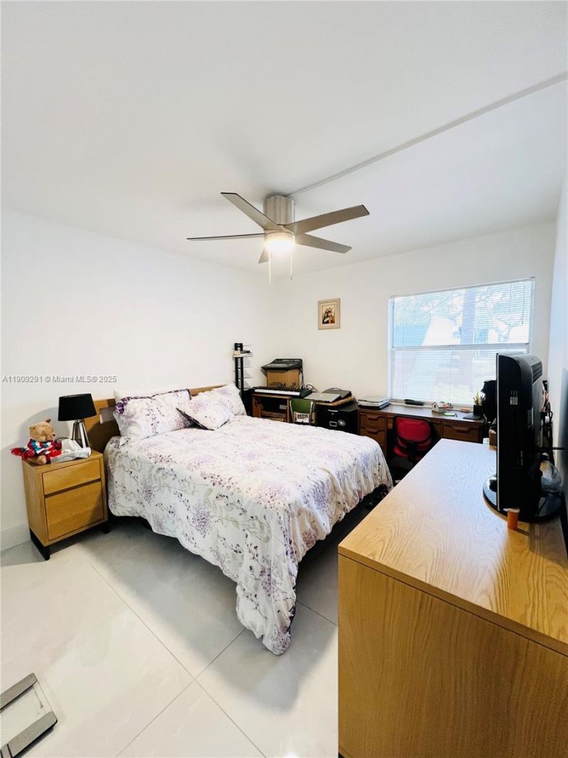 8380 Sands Point Blvd, Unit J109, Tamarac, FL 33321 Photo