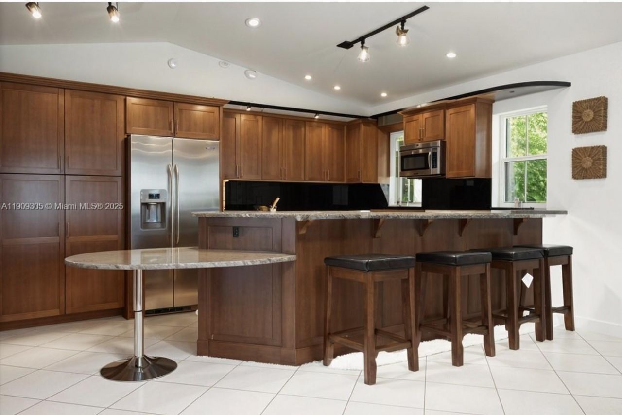 15021 SW 75th Ct, Palmetto Bay, FL 33158 Photo