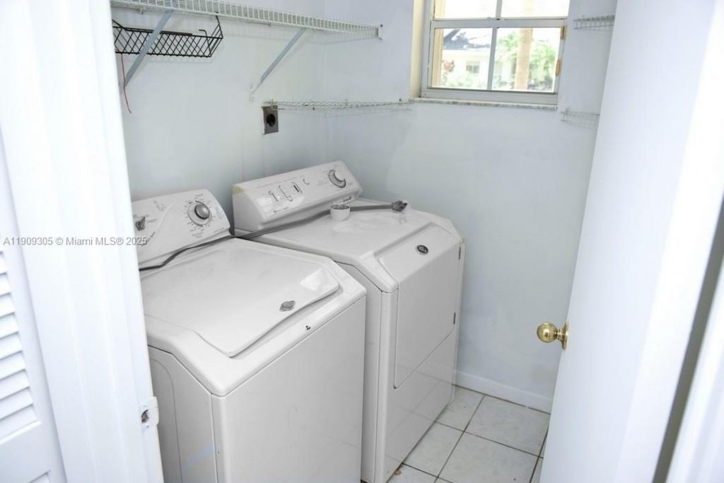 15021 SW 75th Ct, Palmetto Bay, FL 33158 Photo