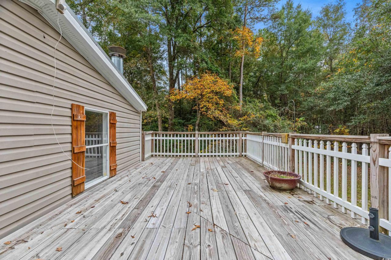 136 Vernon Way Photo 10