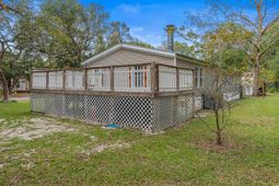 136 Vernon Way photo 4