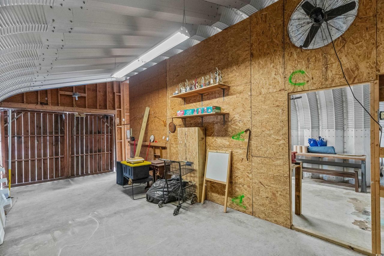 136 Vernon Way Photo 9