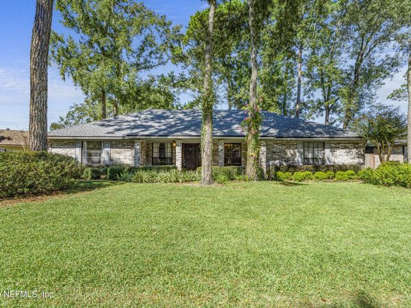 531 LOS PALMAS Drive, Fleming Island, FL 32003