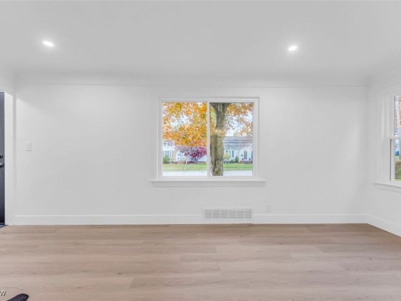 1271 Dorsh Road, South Euclid, OH 44121 Photo 19