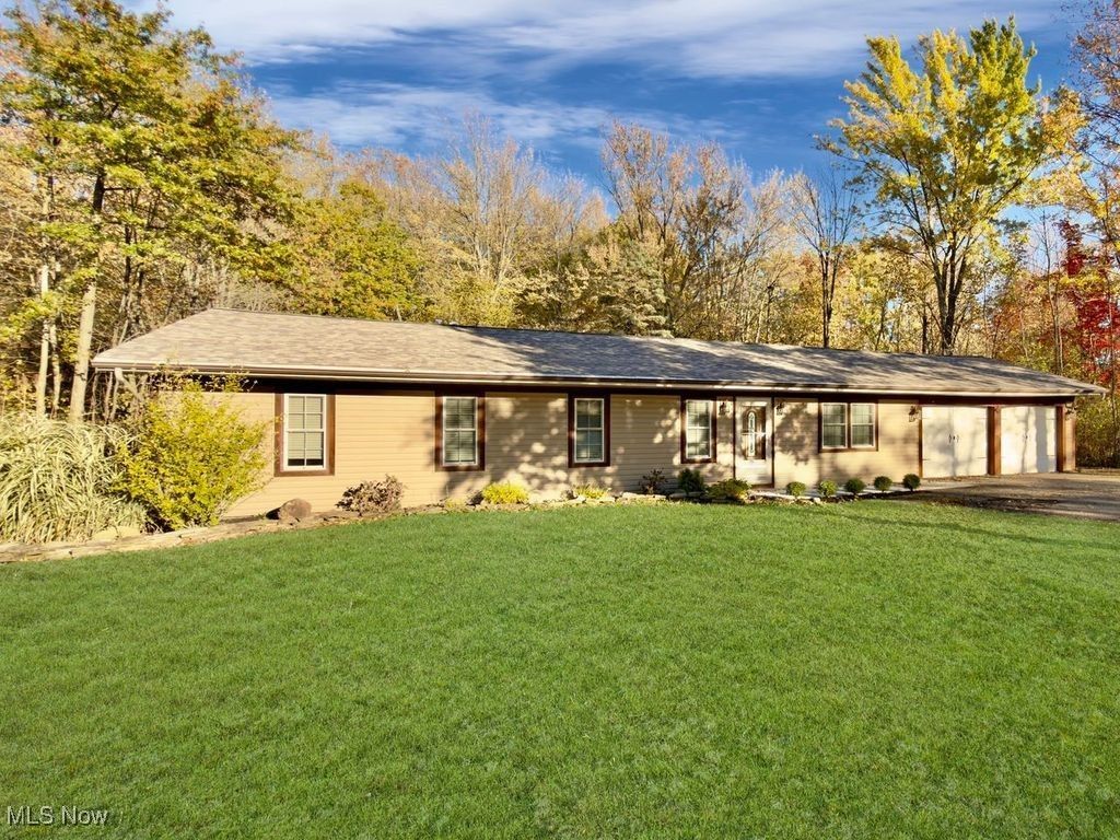 8285 Munson Road, Mentor, OH 44060 Main Photo