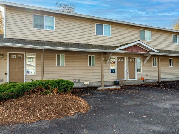 2610 SW 23rd Street, UNIT 15, Redmond, OR 97756