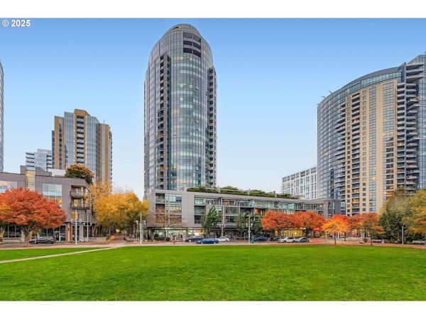 3601 S RIVER PKWY, Unit 429, Portland, OR 97239